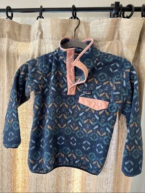 Patagonia Kids Navy Multicolor Pattern Fleece Pullover with Pink Trim